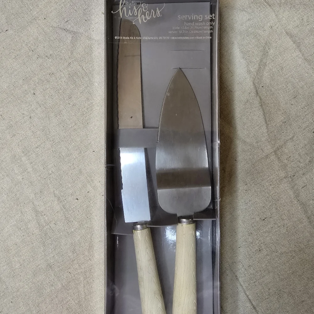 Cake Serving Set - Picture 2 of 4